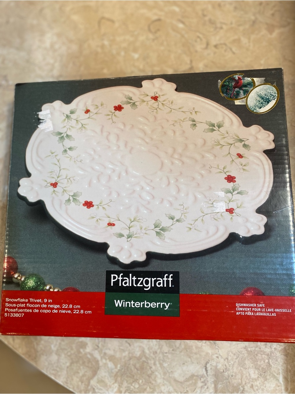Pfaltzgraff Winterberry White Trivet with Red and Green Berry Accents